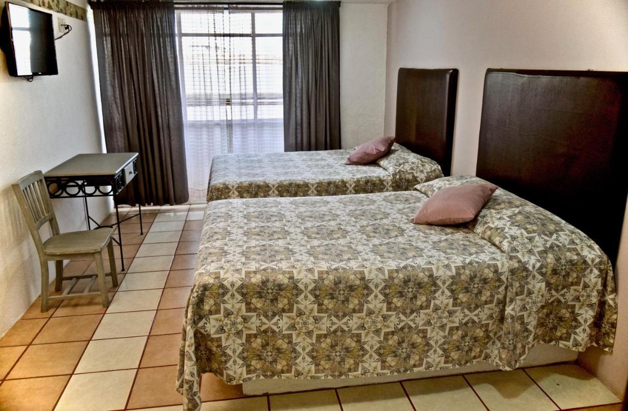 Hotel Posada Centenario 익스미킬판 외부 사진